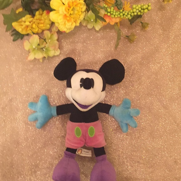 Limited Edition Mickey Mouse Doll/ Figure - Picture 2 of 7